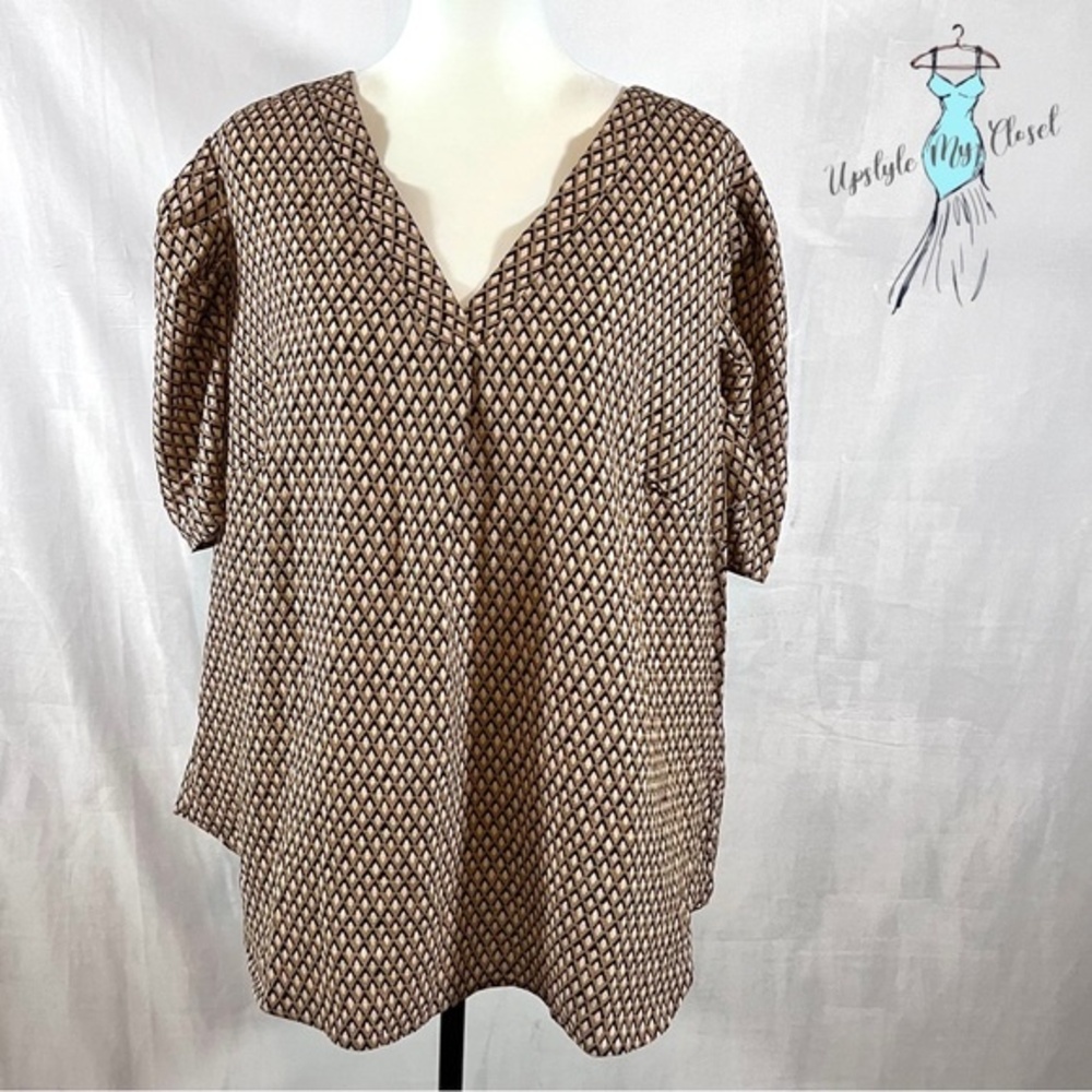 NWT Adrianna Papell black and mocha V-neck pleated sleeve top size 2X NWT